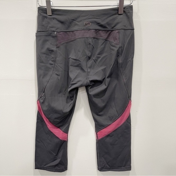 Calia Carrie Underwood Grey Energize Capri Crop Pants Size Medium - Picture 2 of 9